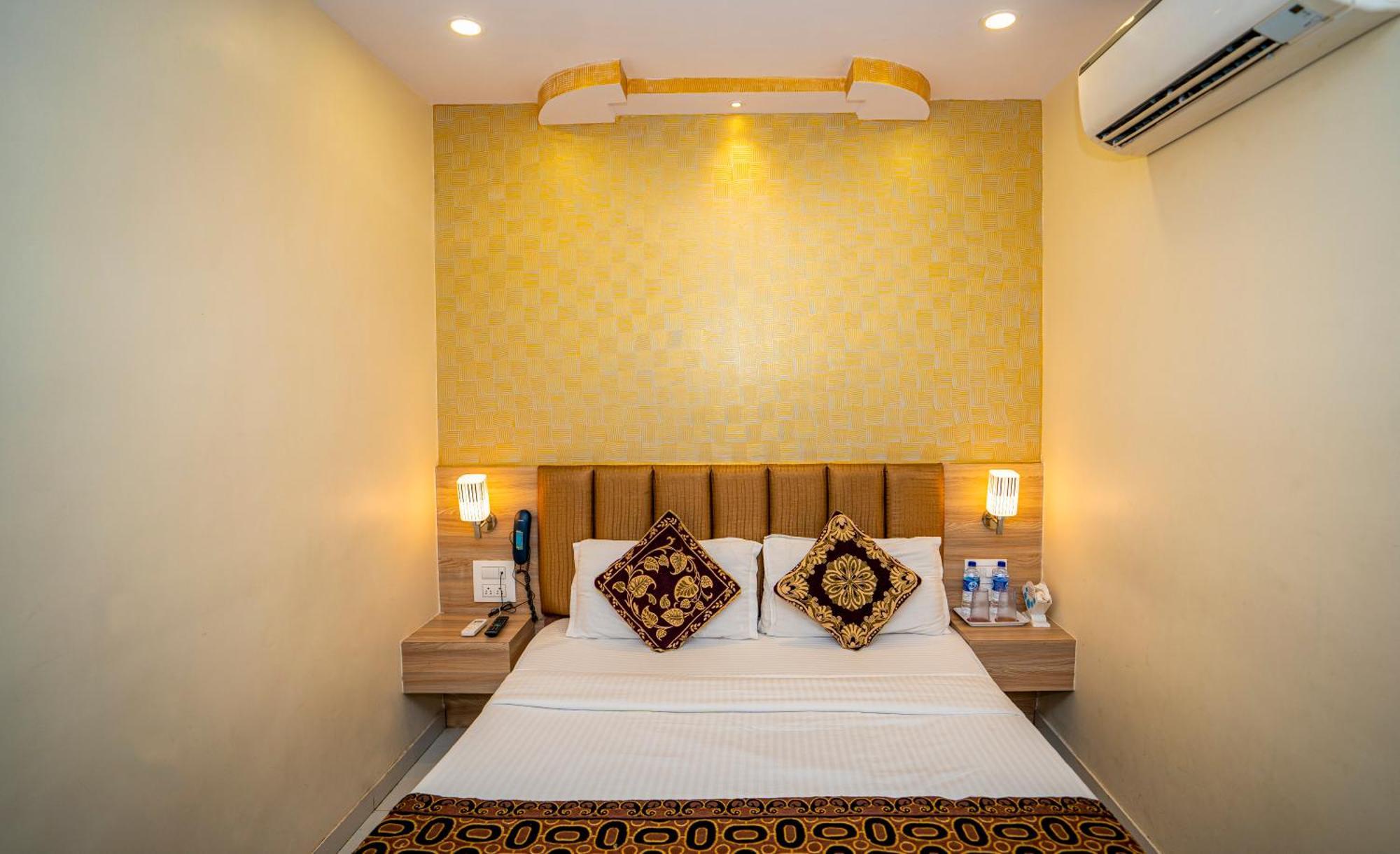 Hotel Hill Park Bombay Eksteriør billede