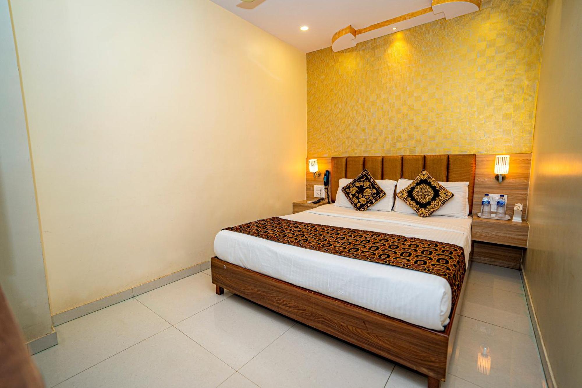 Hotel Hill Park Bombay Eksteriør billede